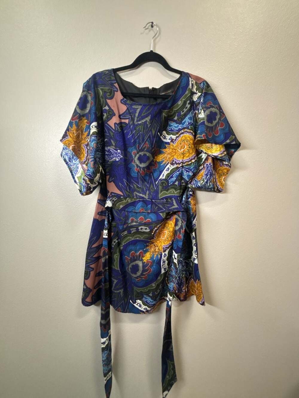 Bcgmaxazria Tunic Dress Size M Paisley Multi-Color